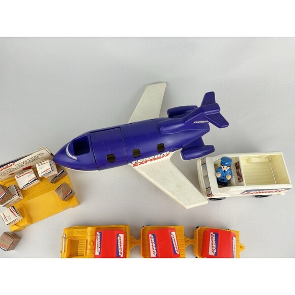 Vintage‎ 1984 PlaySkool Air Cargo Playset #295 Federal Express FedEx Plane Van - Picture 10 of 15